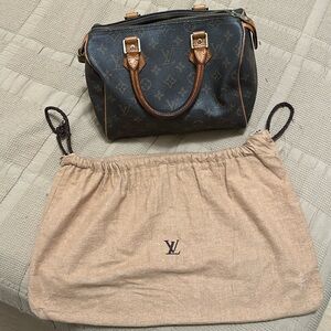 AUTHENTIC LOUIS VUITTON Women’s Bag Speedy Bandoulière 25
